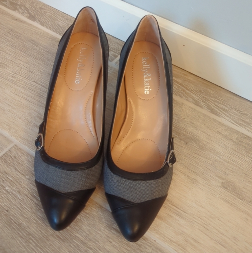 Pumps with Buckle